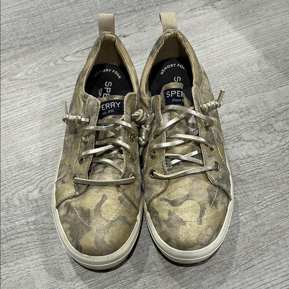 Sperry Other - Sperry Kids Gold / Tan Camouflage Sneakers Size 1